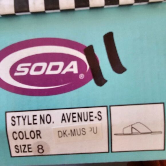 Soda Women's Yellow Criss Cross Band Strap Slip On Sandals Size 8 - Picture 4 of 5